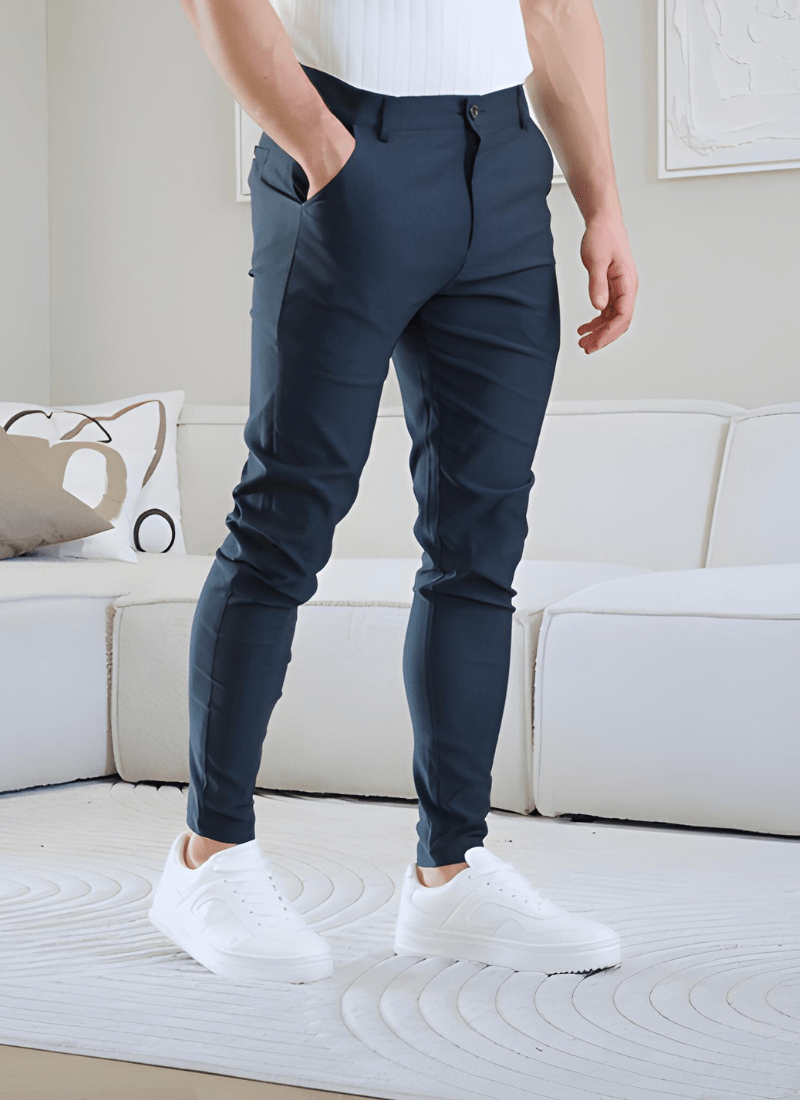 Leichte Chinos