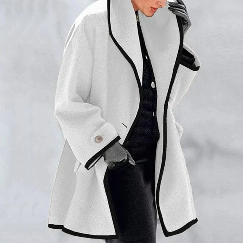 Agnes - Trenchcoat Style for Winter